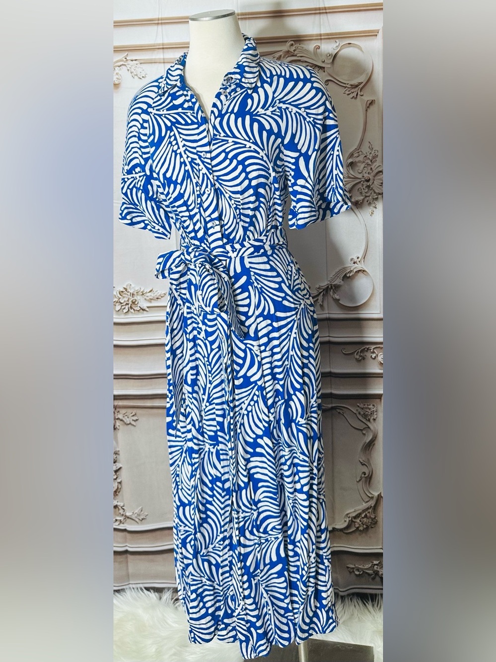 H&M Blue and White Printed Maxi Dress - Picture 5 of 9